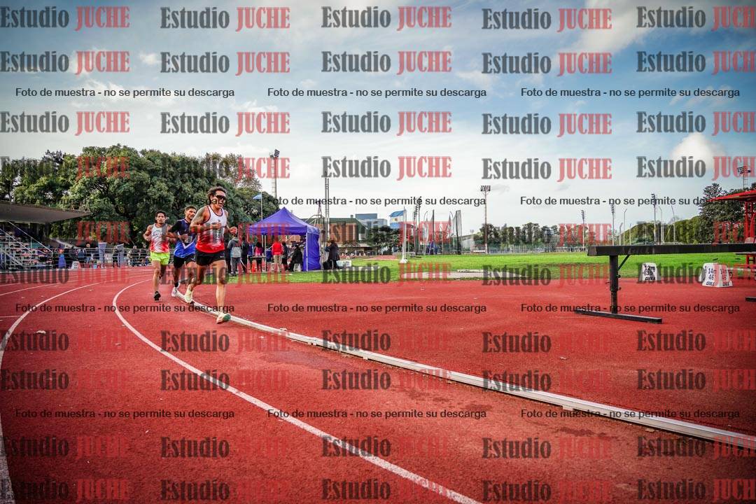 Fotos de los 3000 m llanos de varones