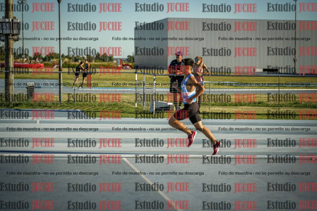 Fotos de los 1500 m llanos de varones