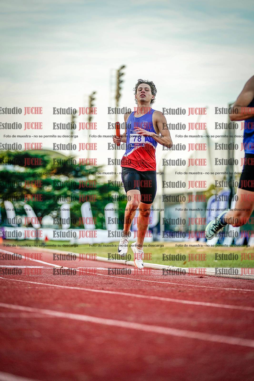 Fotos de las postas 4x400 m de varones