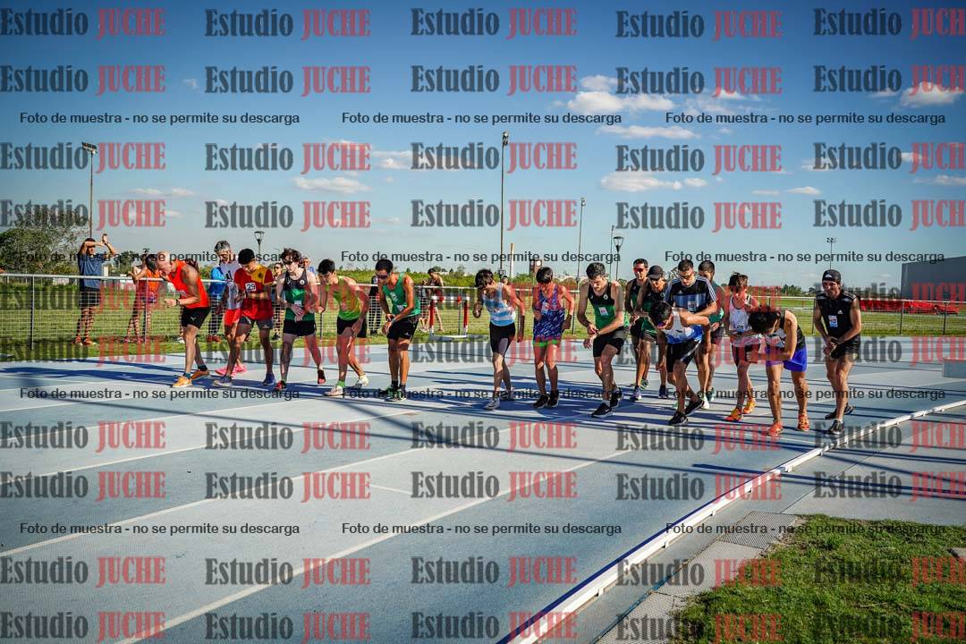 Fotos de los 1500 m llanos de varones