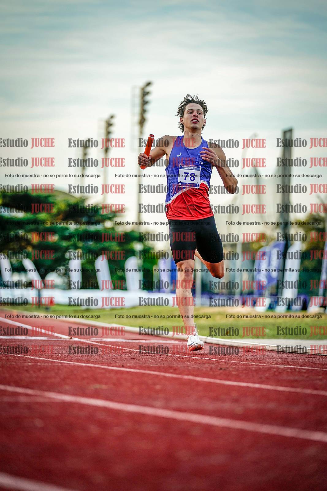 Fotos de las postas 4x400 m de varones