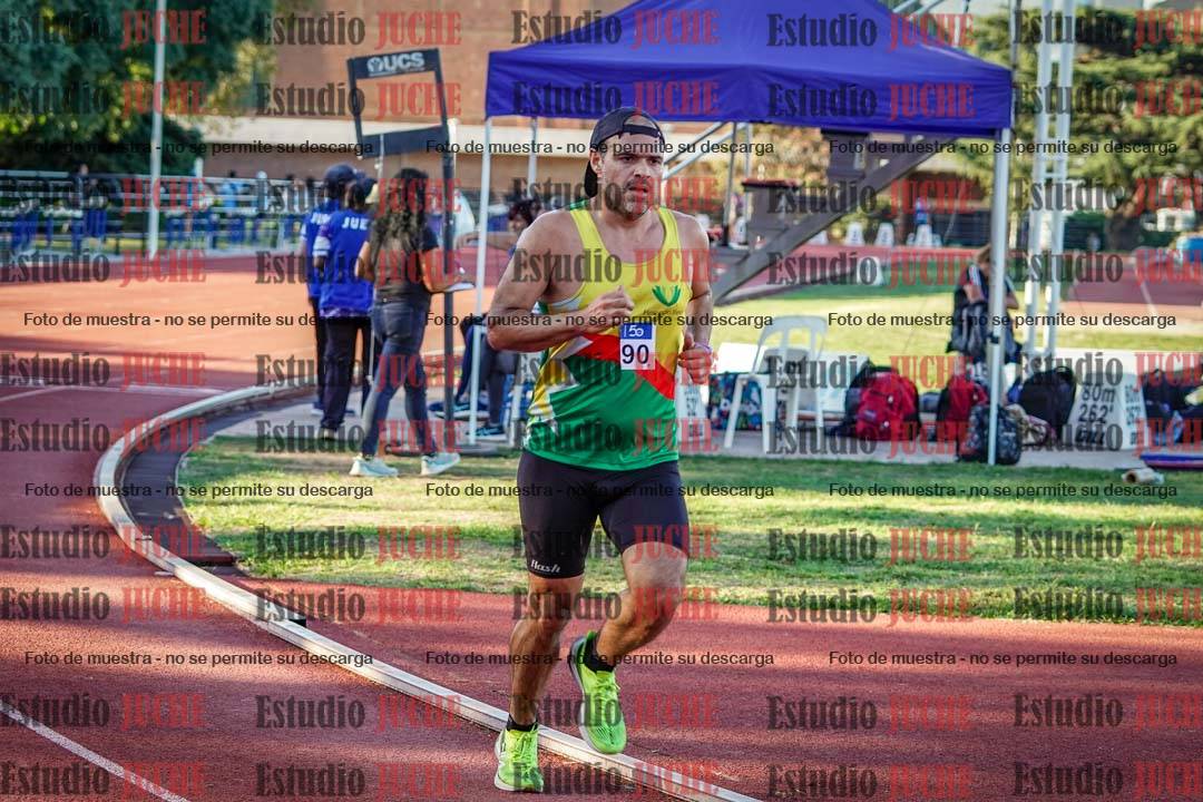 Fotos de los 3000 m llanos de varones