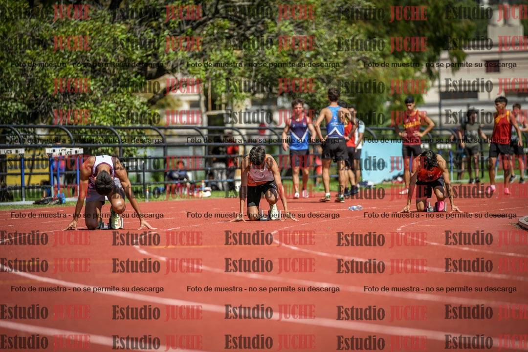 Fotos de los 200 m llanos de varones
