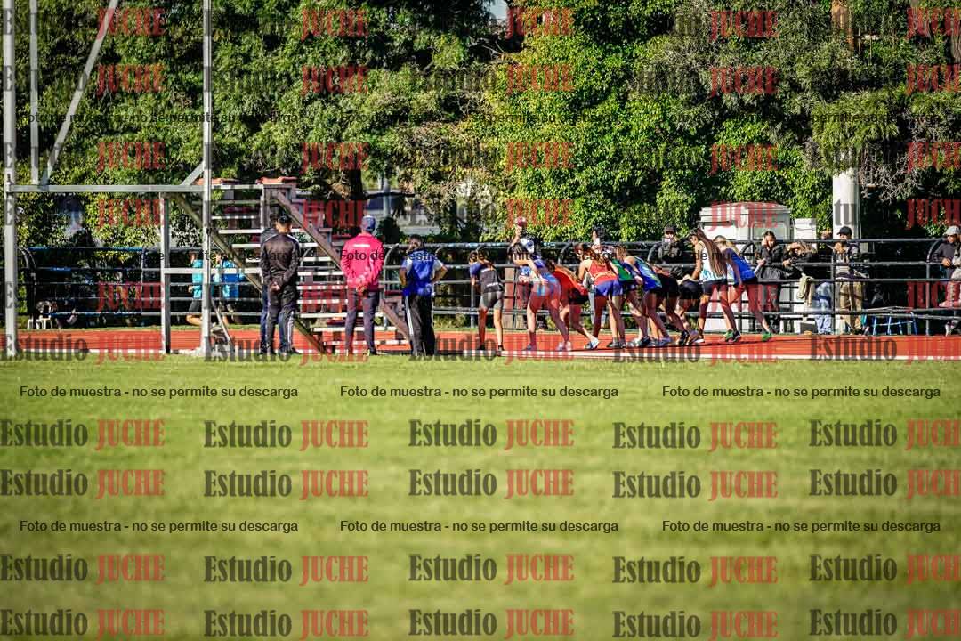Fotos de los 600 m de mujeres