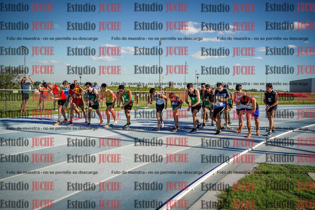 Fotos de los 1500 m llanos de varones