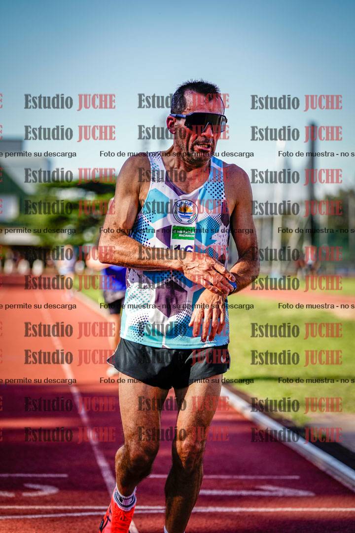 Fotos de los 5000 m llanos de mujeres y varones
