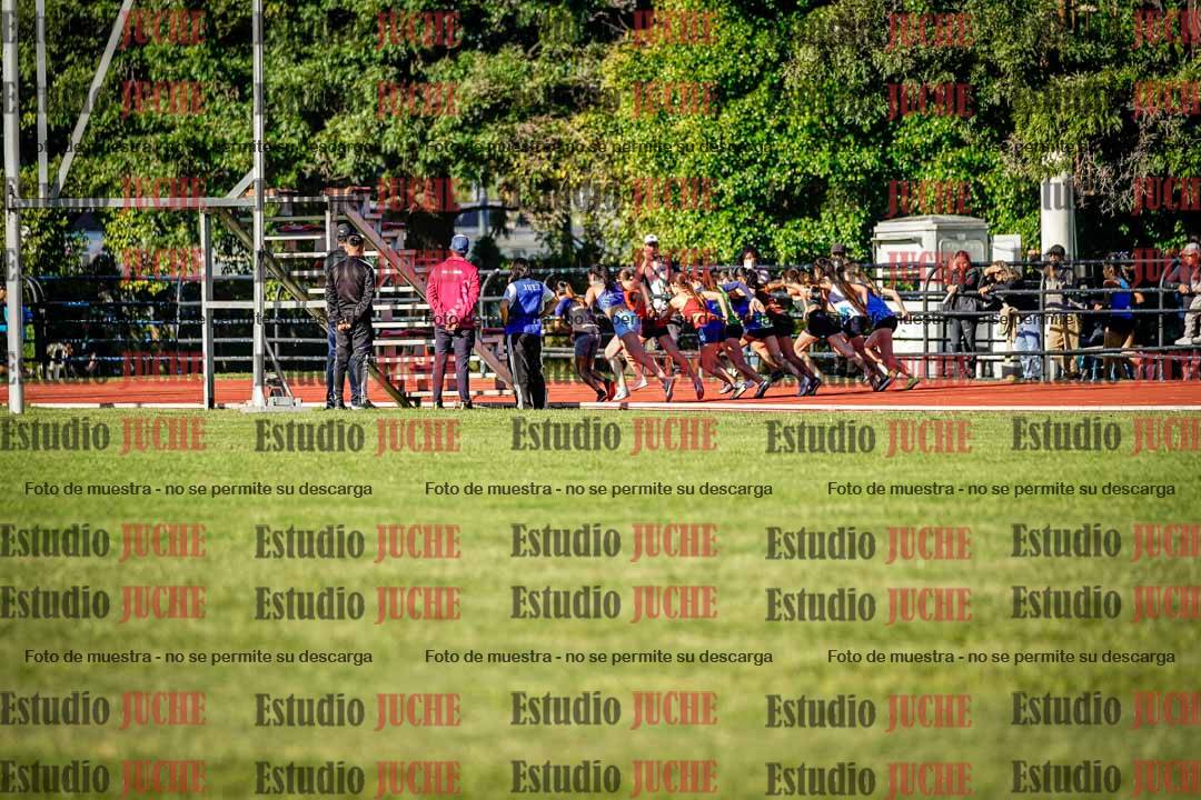 Fotos de los 600 m de mujeres