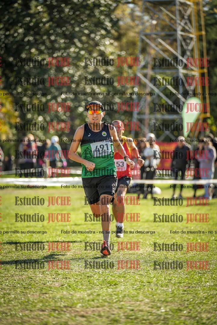 Fotos de la llegada del cross de 8000 m