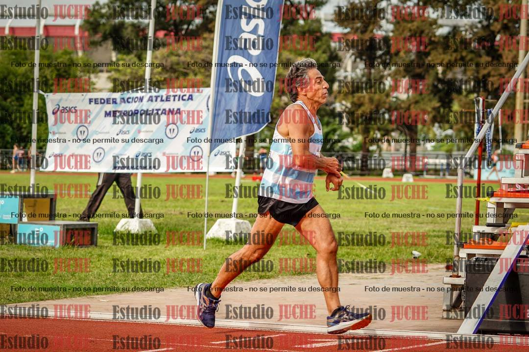 Fotos de los 800 m llanos de varones