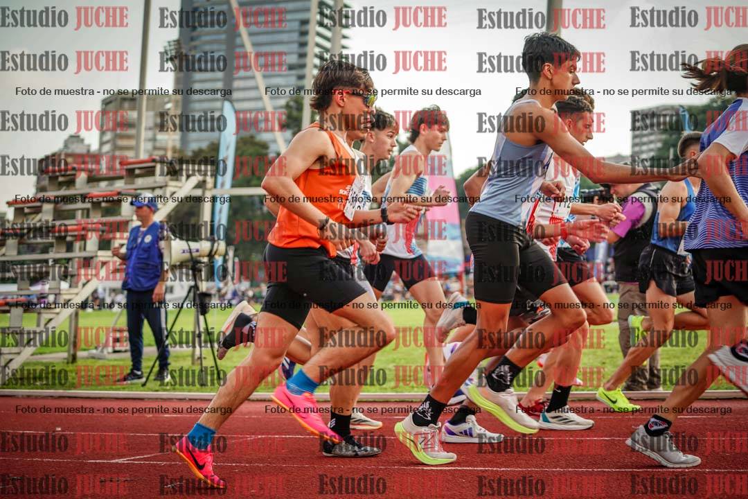 Fotos de los 5000 m llanos de varones