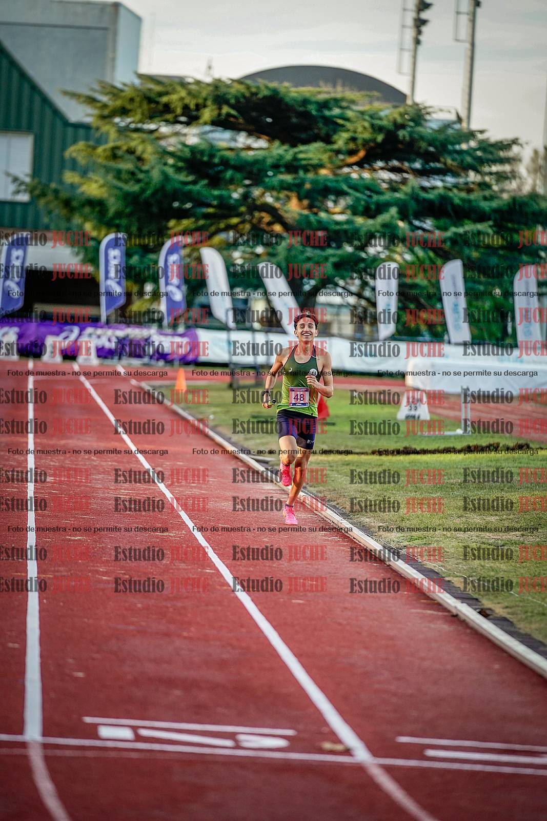 Fotos de las postas 4x400 m de varones