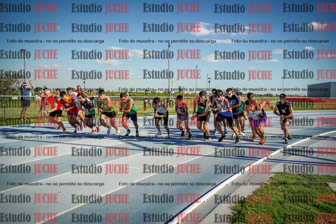 Fotos de los 1500 m llanos de varones