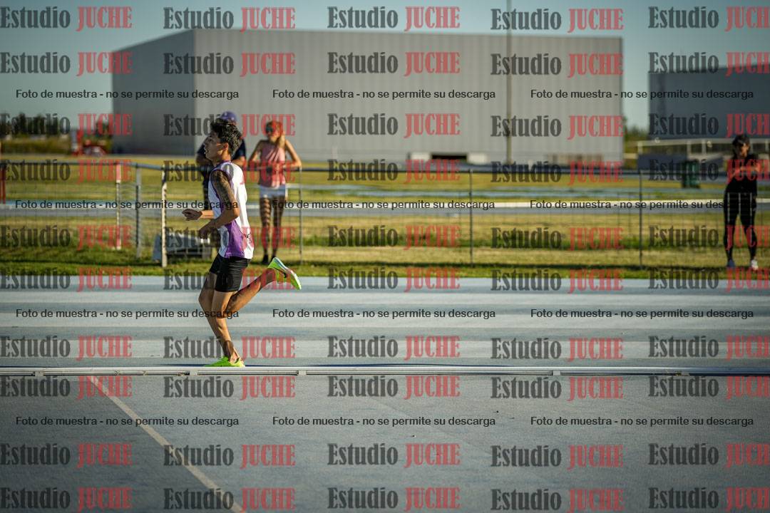 Fotos de los 1500 m llanos de varones