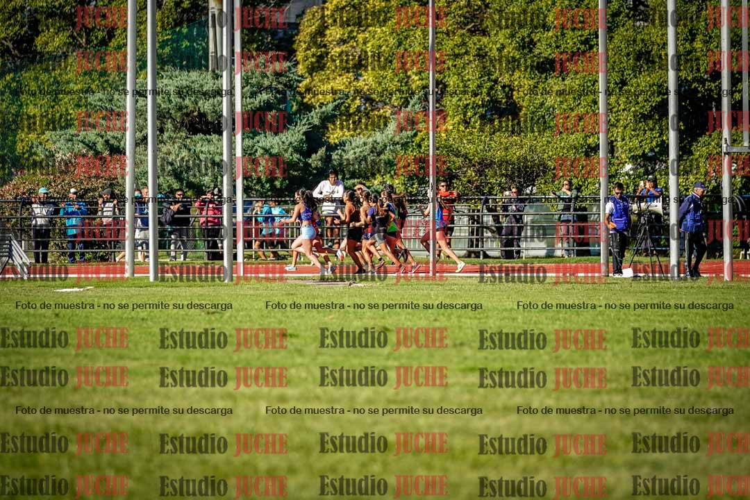 Fotos de los 600 m de mujeres