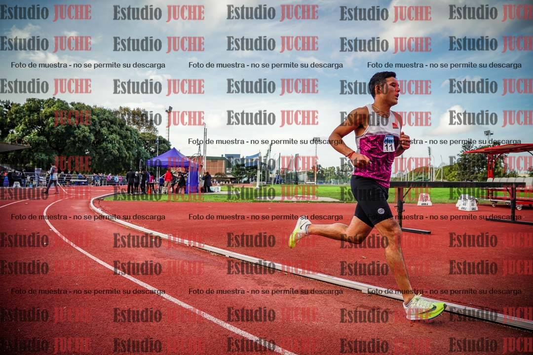 Fotos de los 3000 m llanos de varones