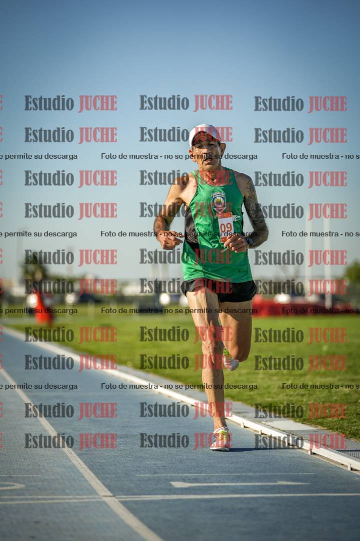 Fotos de los 3000 m llanos de varones