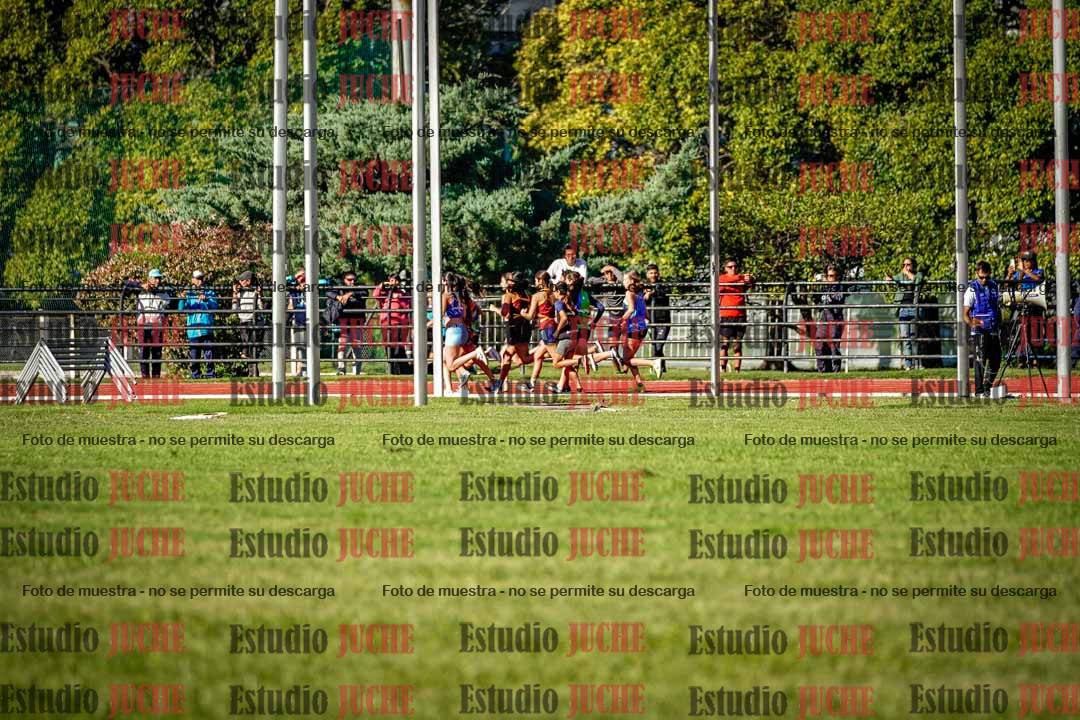 Fotos de los 600 m de mujeres