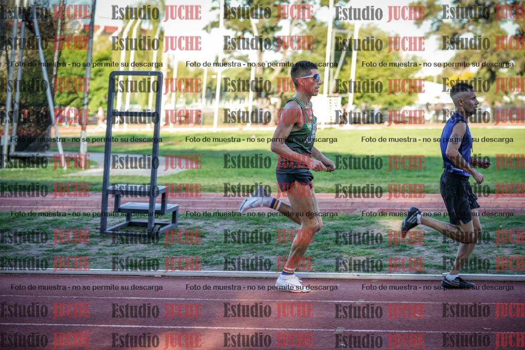 Fotos de los 3000 m llanos de varones