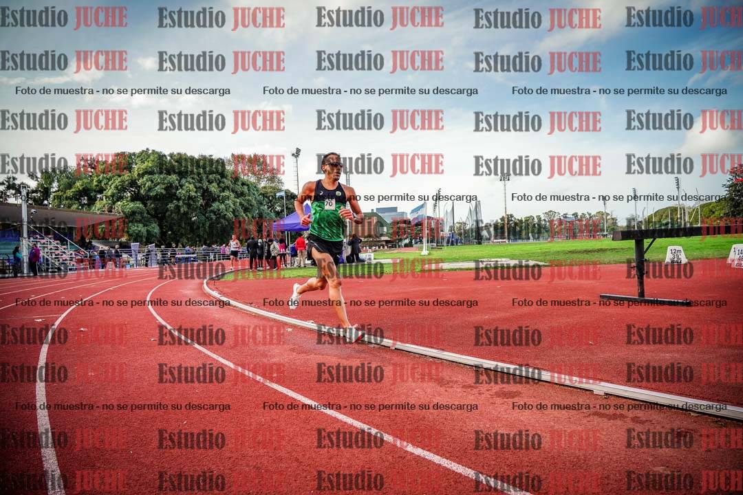 Fotos de los 3000 m llanos de varones