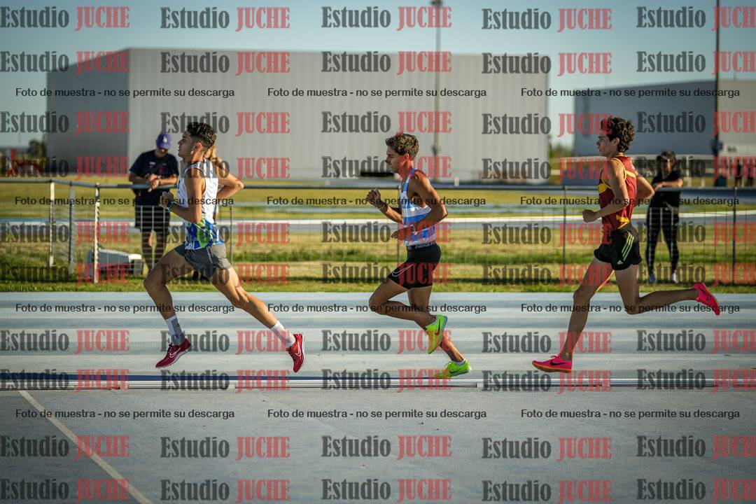 Fotos de los 1500 m llanos de varones