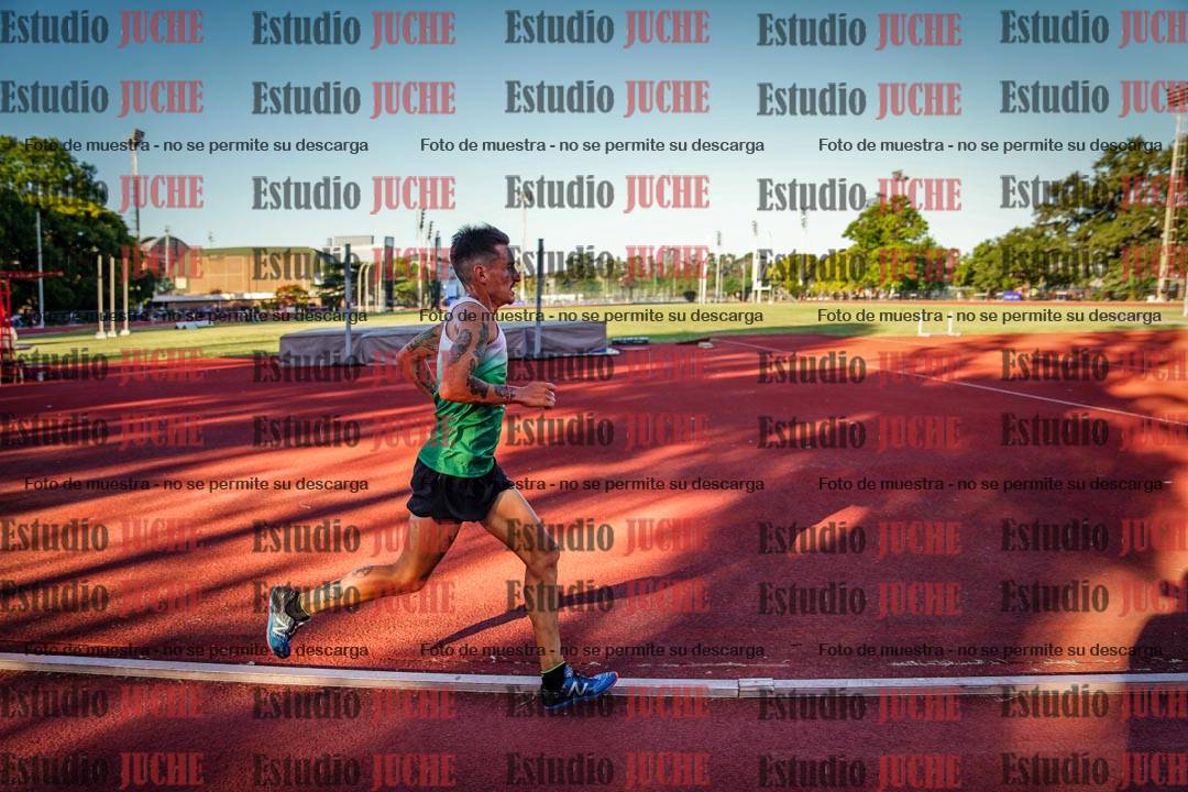 Fotos de los 3000 m llanos de varones