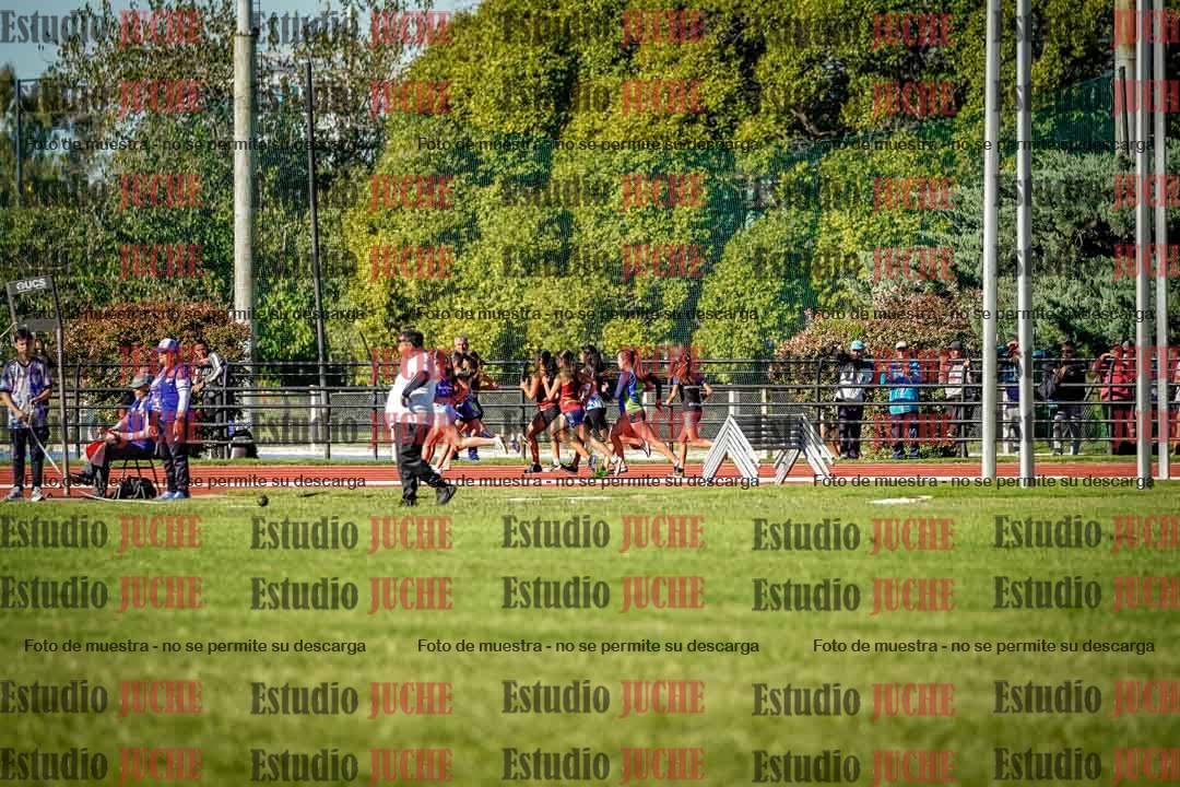 Fotos de los 600 m de mujeres