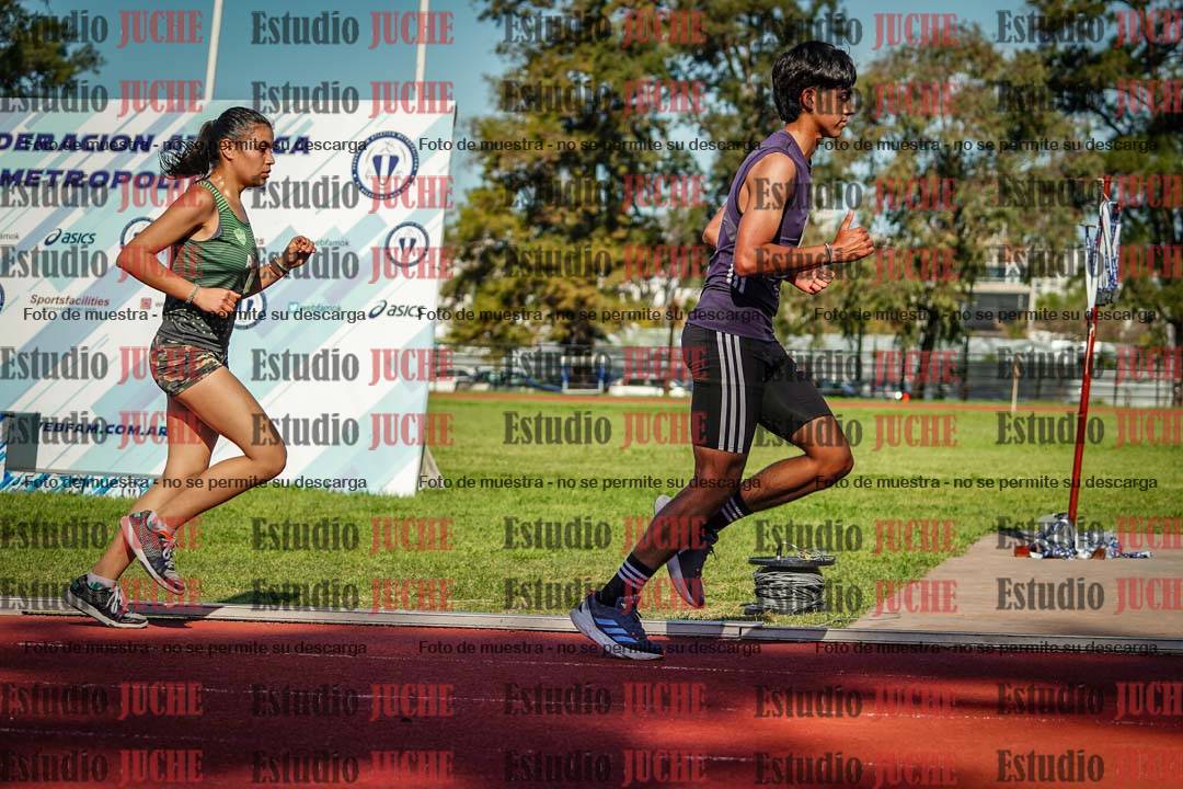 Fotos de los 5000 m llanos de mujeres y varones