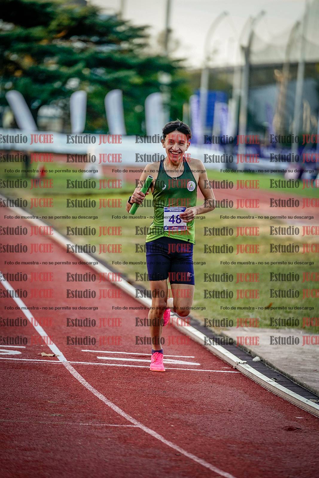 Fotos de las postas 4x400 m de varones