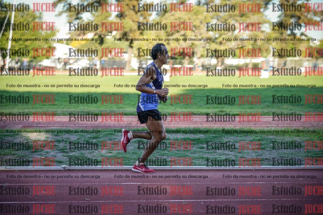 Fotos de los 3000 m llanos de varones