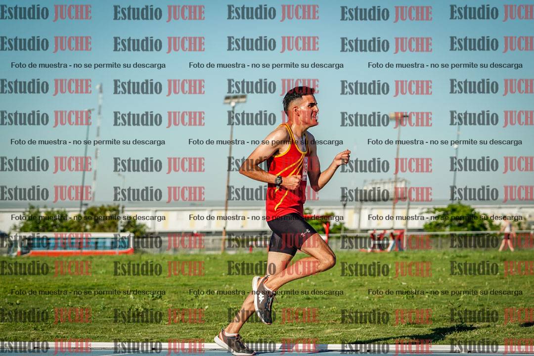 Fotos de los 3000 m llanos de varones