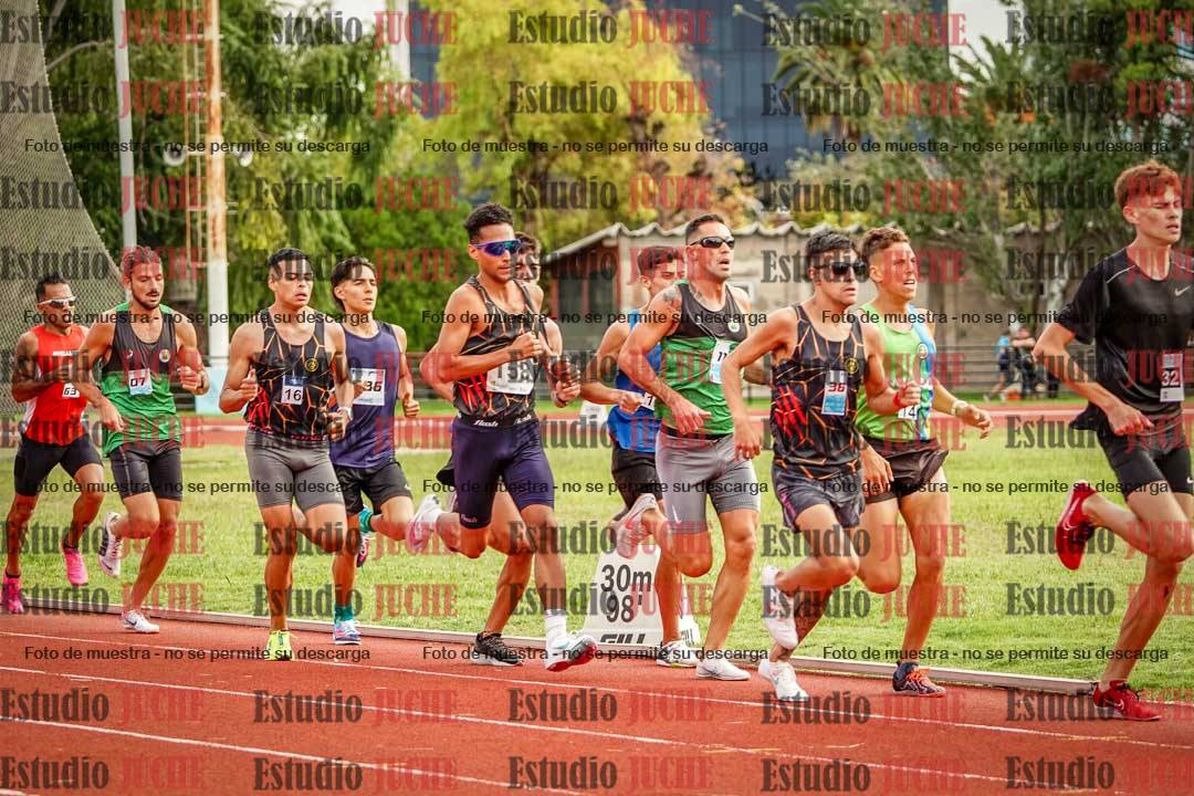 Fotos de los 3000 m llanos de varones