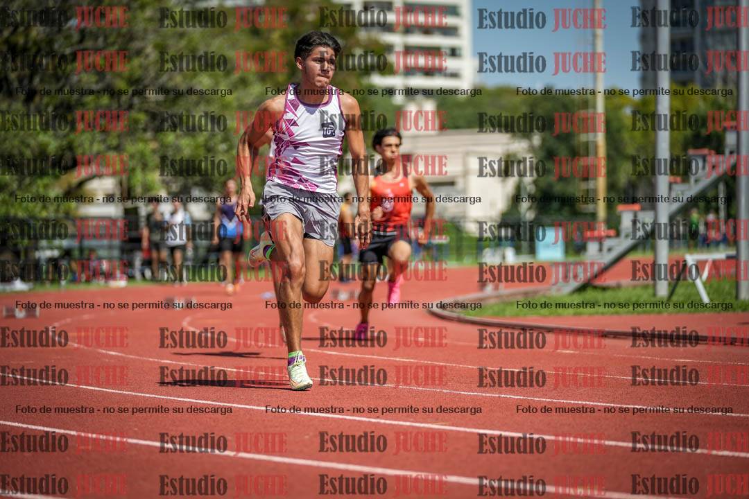 Fotos de los 200 m llanos de varones