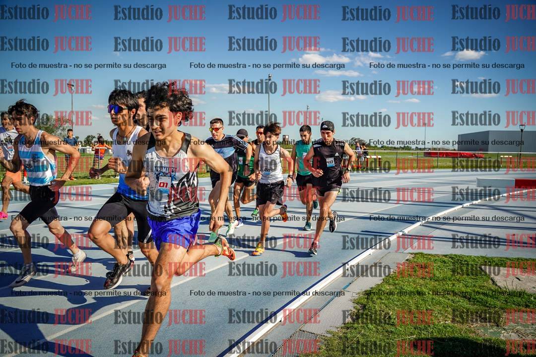 Fotos de los 1500 m llanos de varones