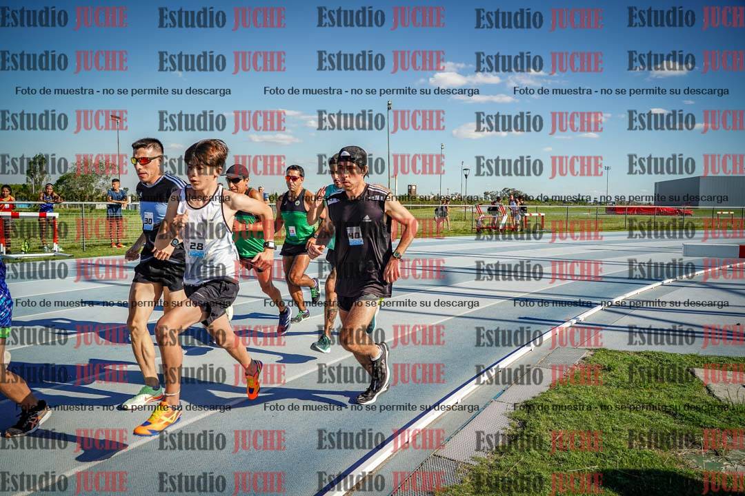 Fotos de los 1500 m llanos de varones