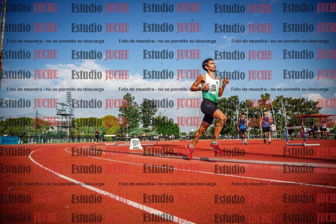 Fotos de los 3000 m llanos de varones