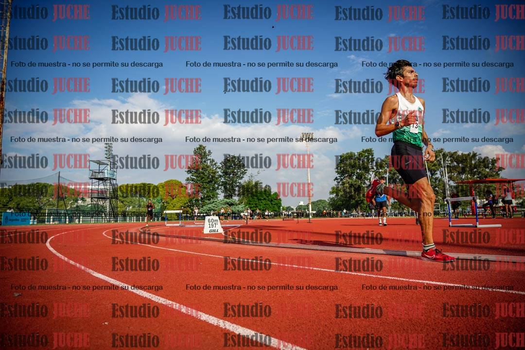 Fotos de los 3000 m llanos de varones