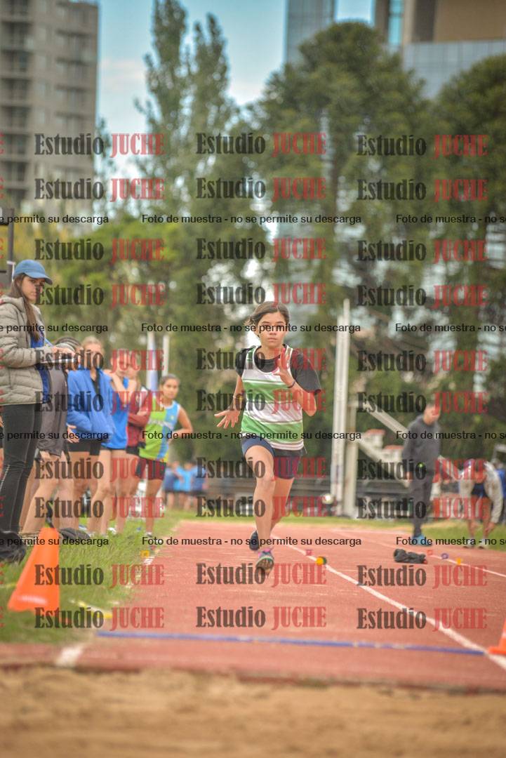 Fotos del salto en largo - mujeres U16