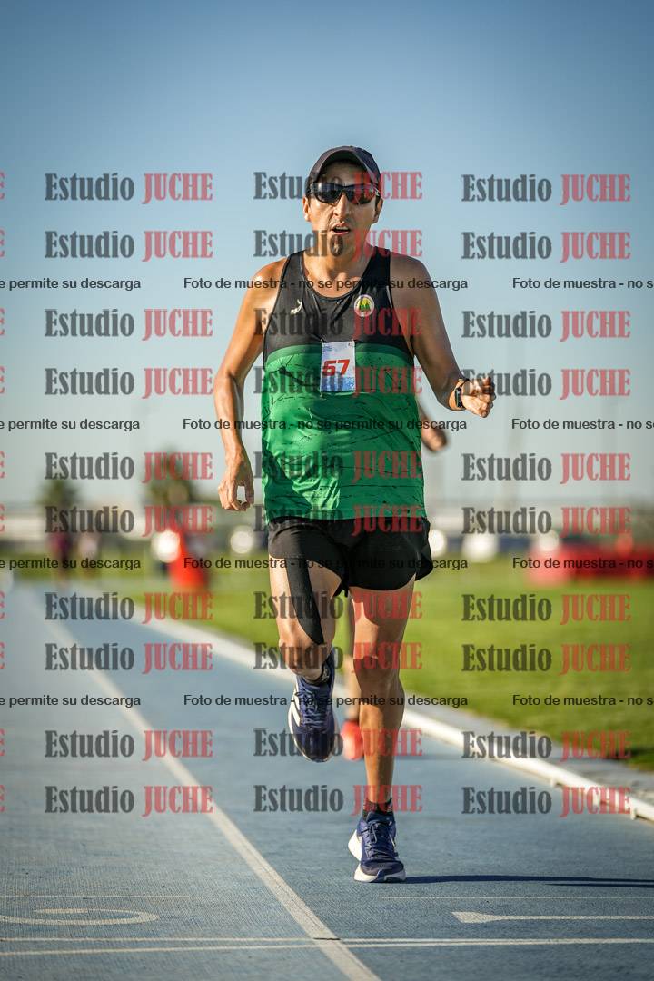 Fotos de los 3000 m llanos de varones