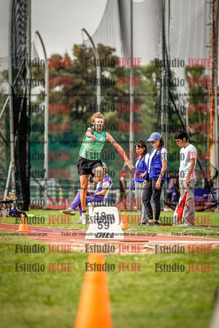 Fotos del salto triple de mujeres y varones