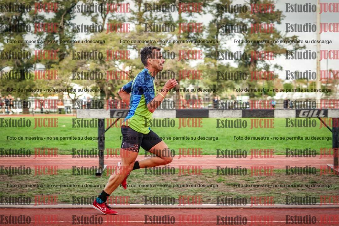 Fotos de los 3000 m llanos de varones