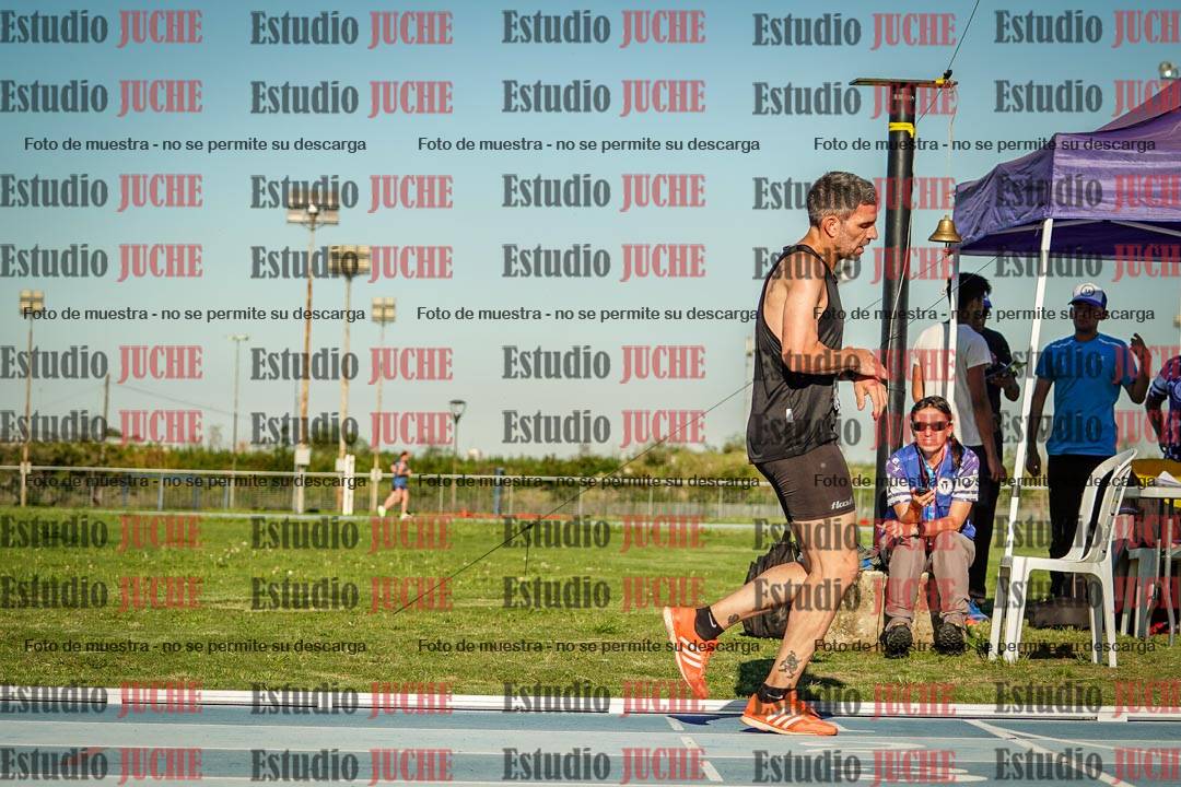 Fotos de los 3000 m llanos de varones