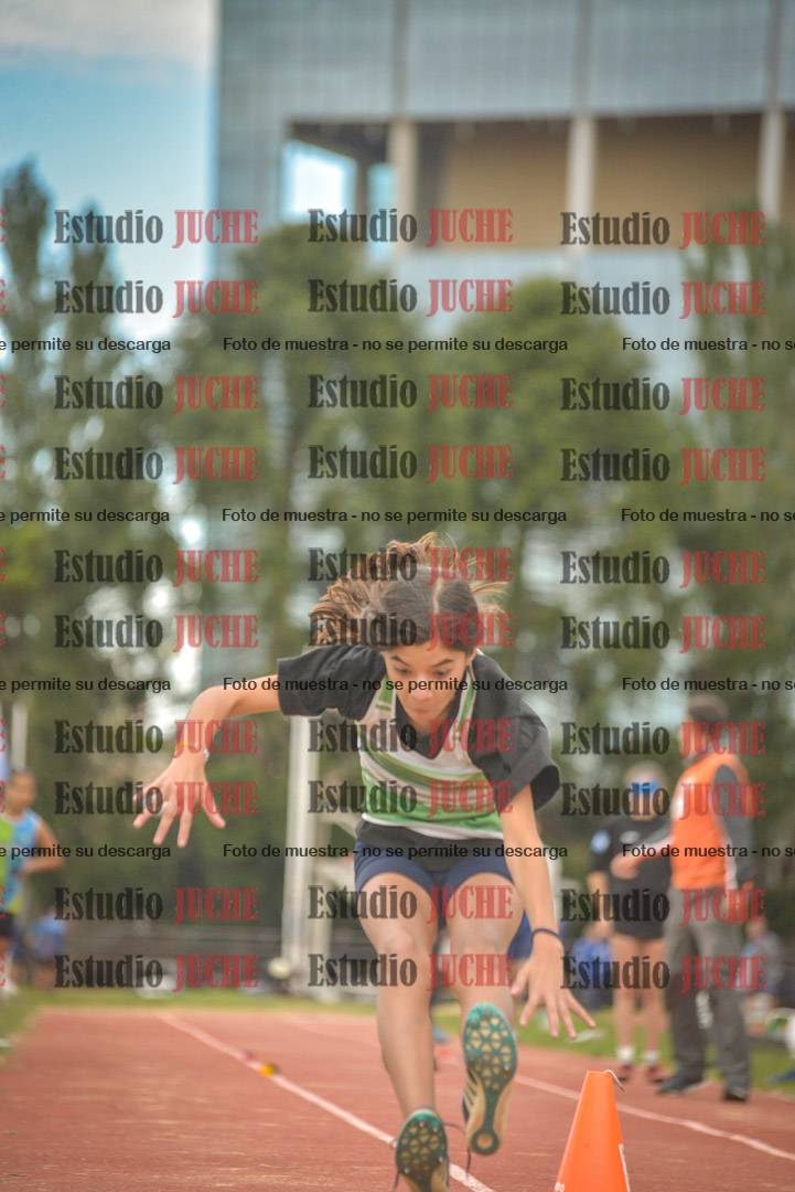 Fotos del salto en largo - mujeres U16