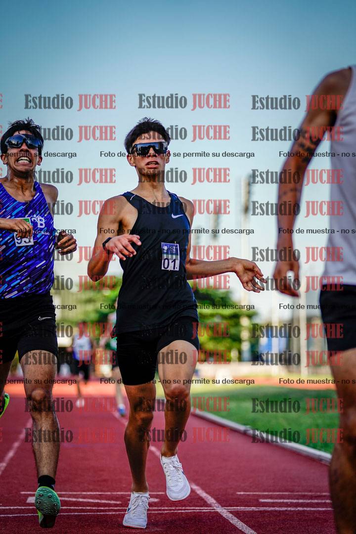 Fotos de los 1500 m llanos de varones