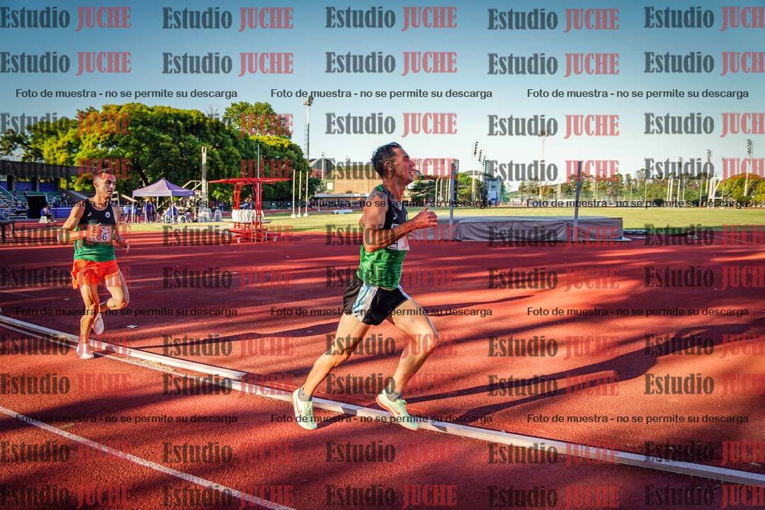 Fotos de los 3000 m llanos de varones