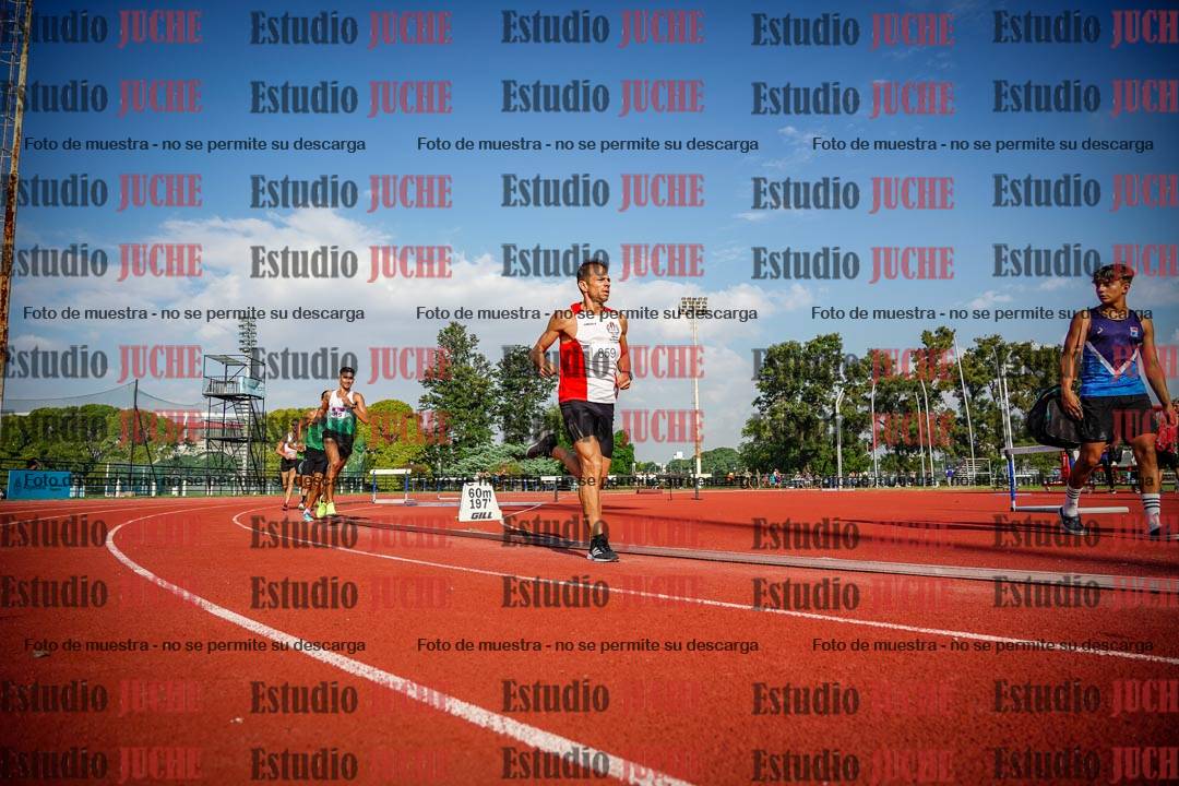 Fotos de los 3000 m llanos de varones