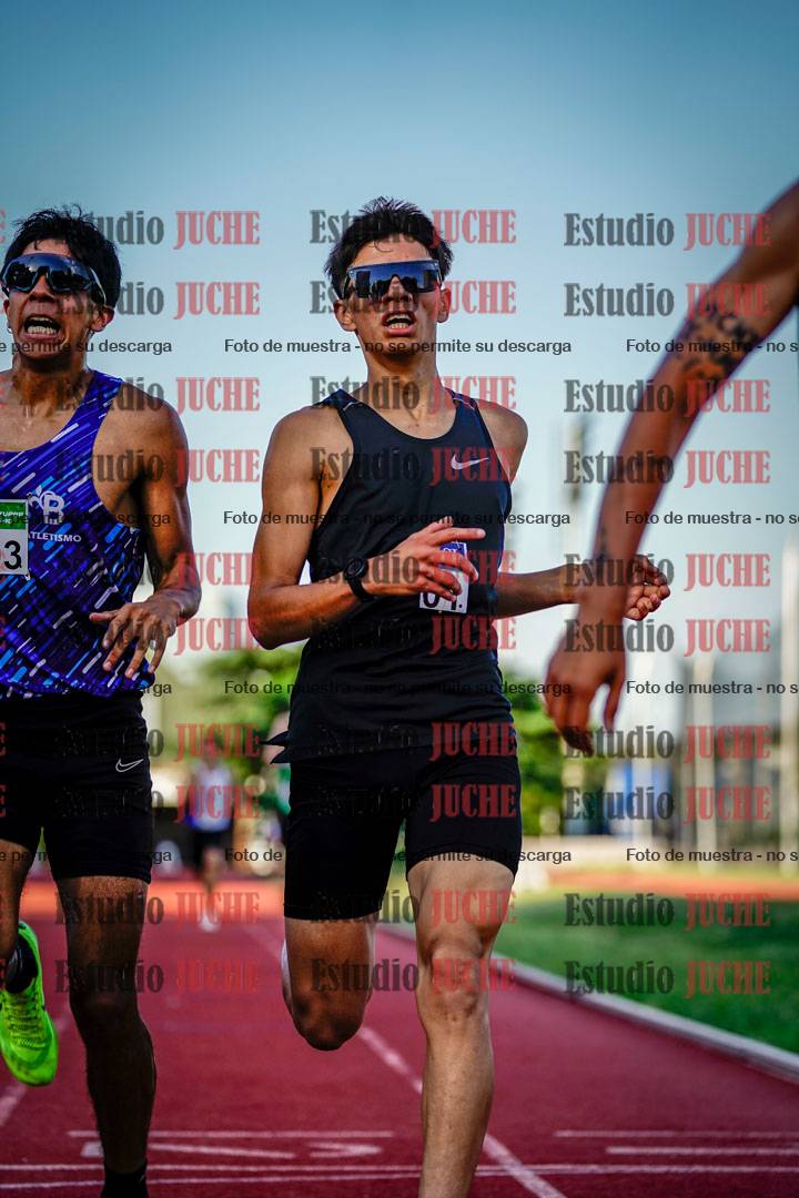 Fotos de los 1500 m llanos de varones