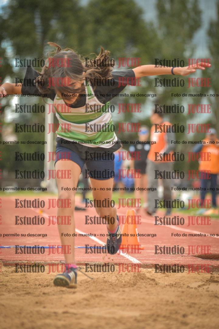 Fotos del salto en largo - mujeres U16