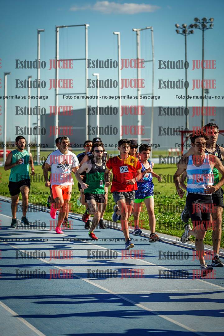 Fotos de los 1500 m llanos de varones