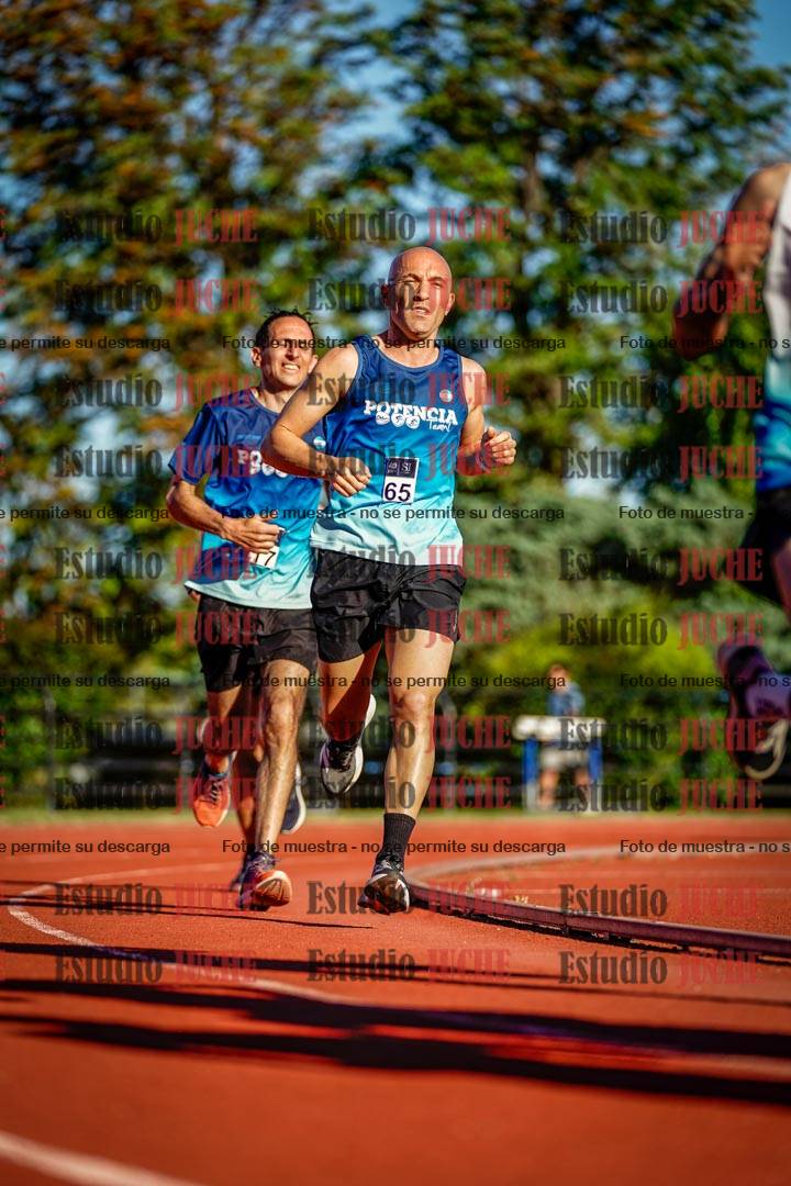 Fotos de los 3000 m llanos de varones