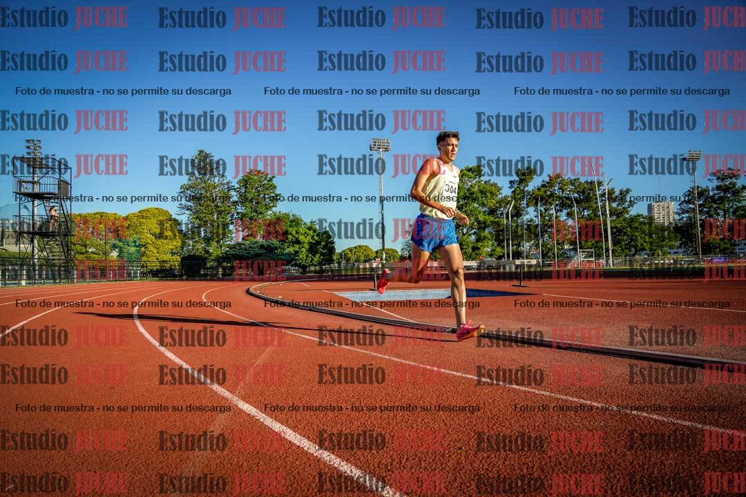 Fotos de los 3000 m llanos de varones